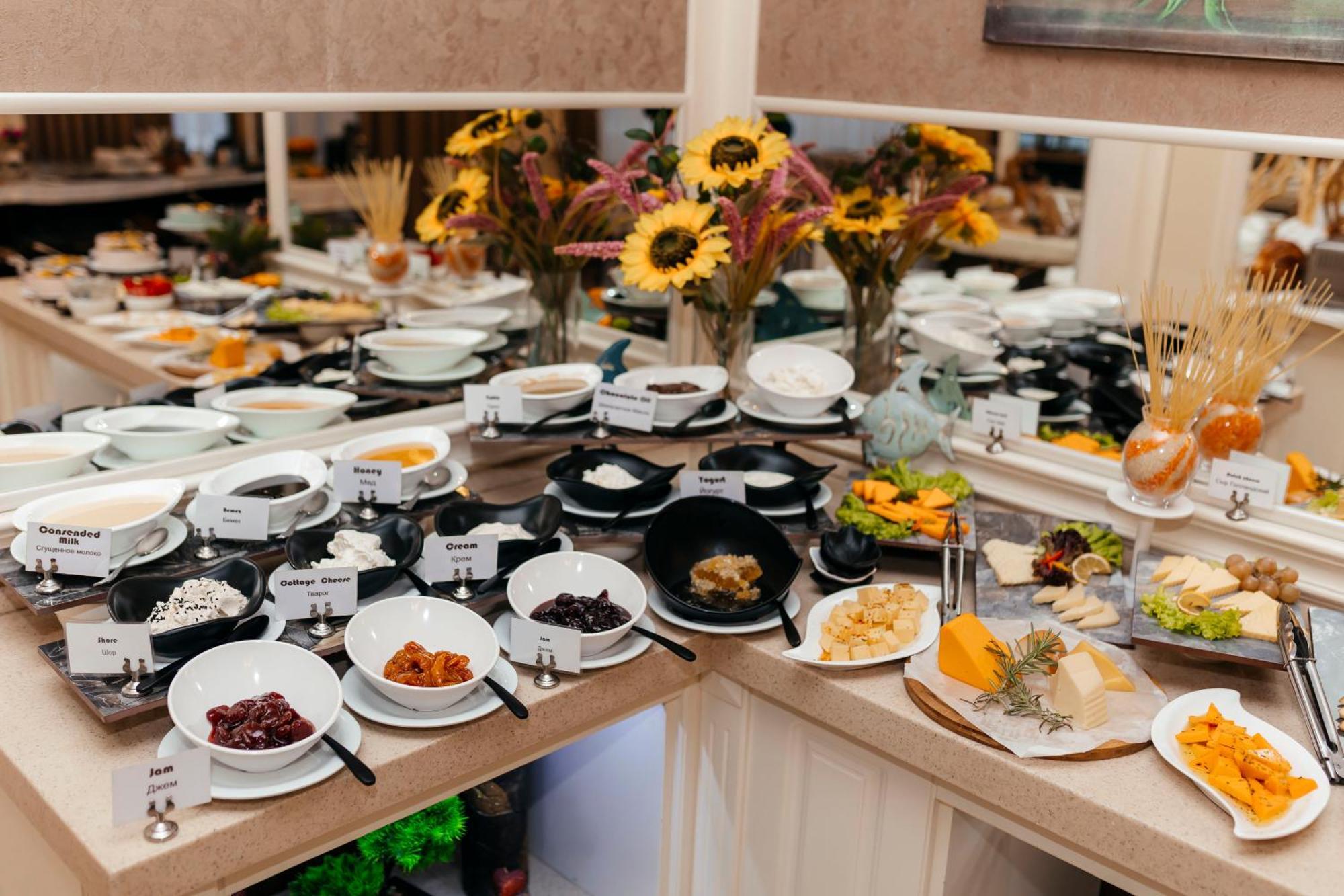 באקו Capitol Hotel מראה חיצוני תמונה